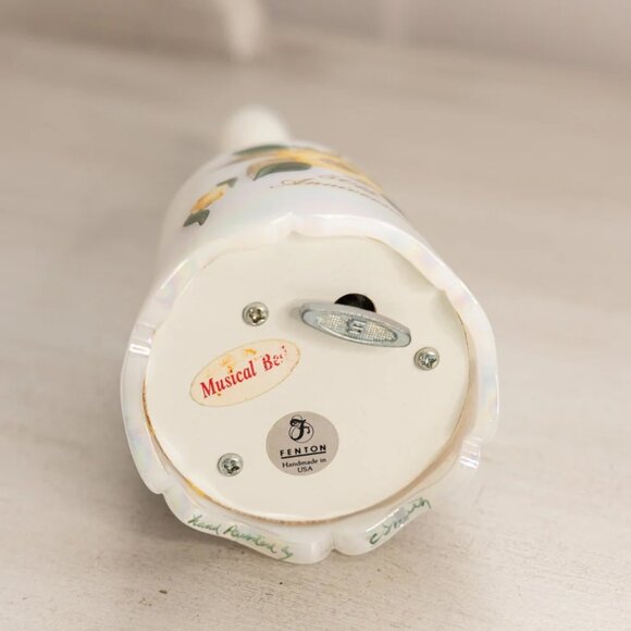 Vintage Fenton Iridescent Milk Glass Anniversary Musical Bell - Picture 4 of 4